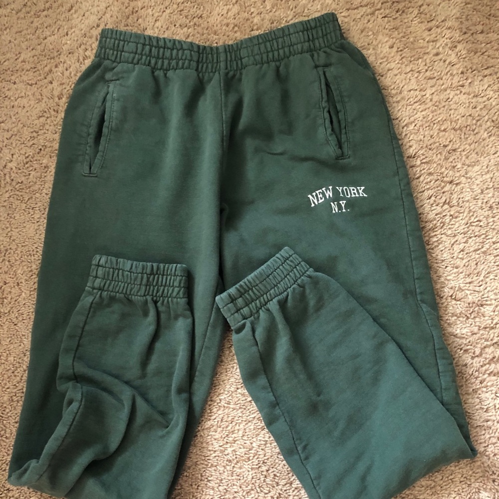 Brandy Melville New York Sweatpants